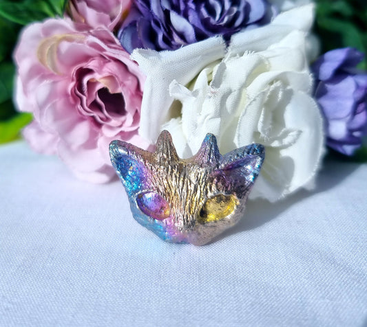 Bismuth Cat Carving