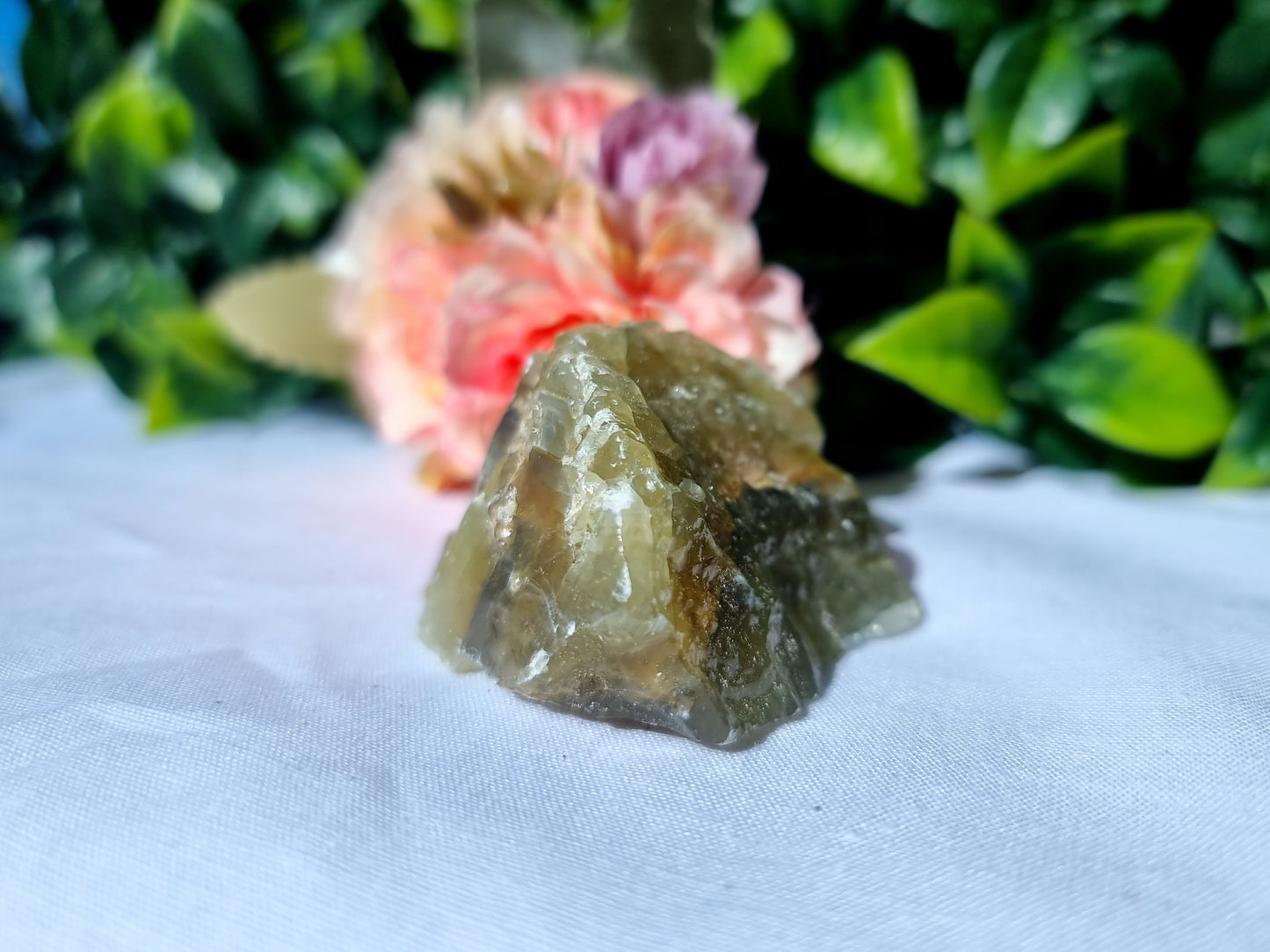 Green calcite polished Raw