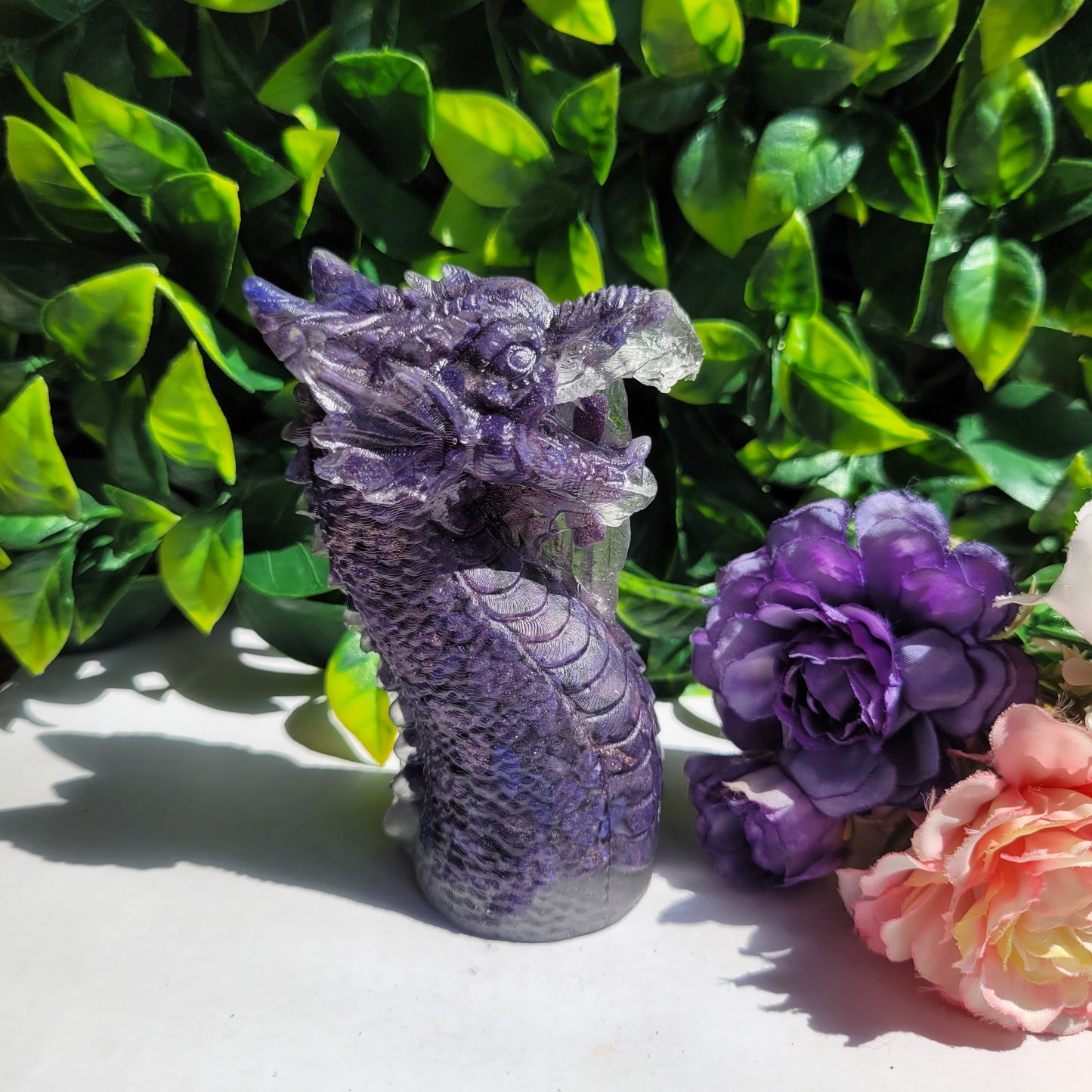 Standing Dragon crystal chips in resin