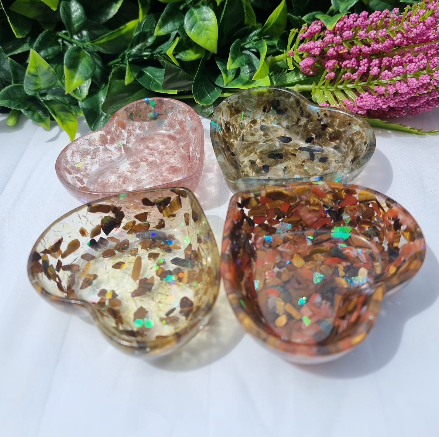 Resin Crystal Chip Heart Bowl