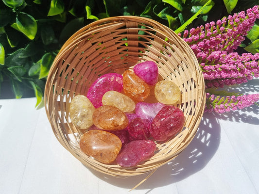 Dyed Crackle Quartz Tumble