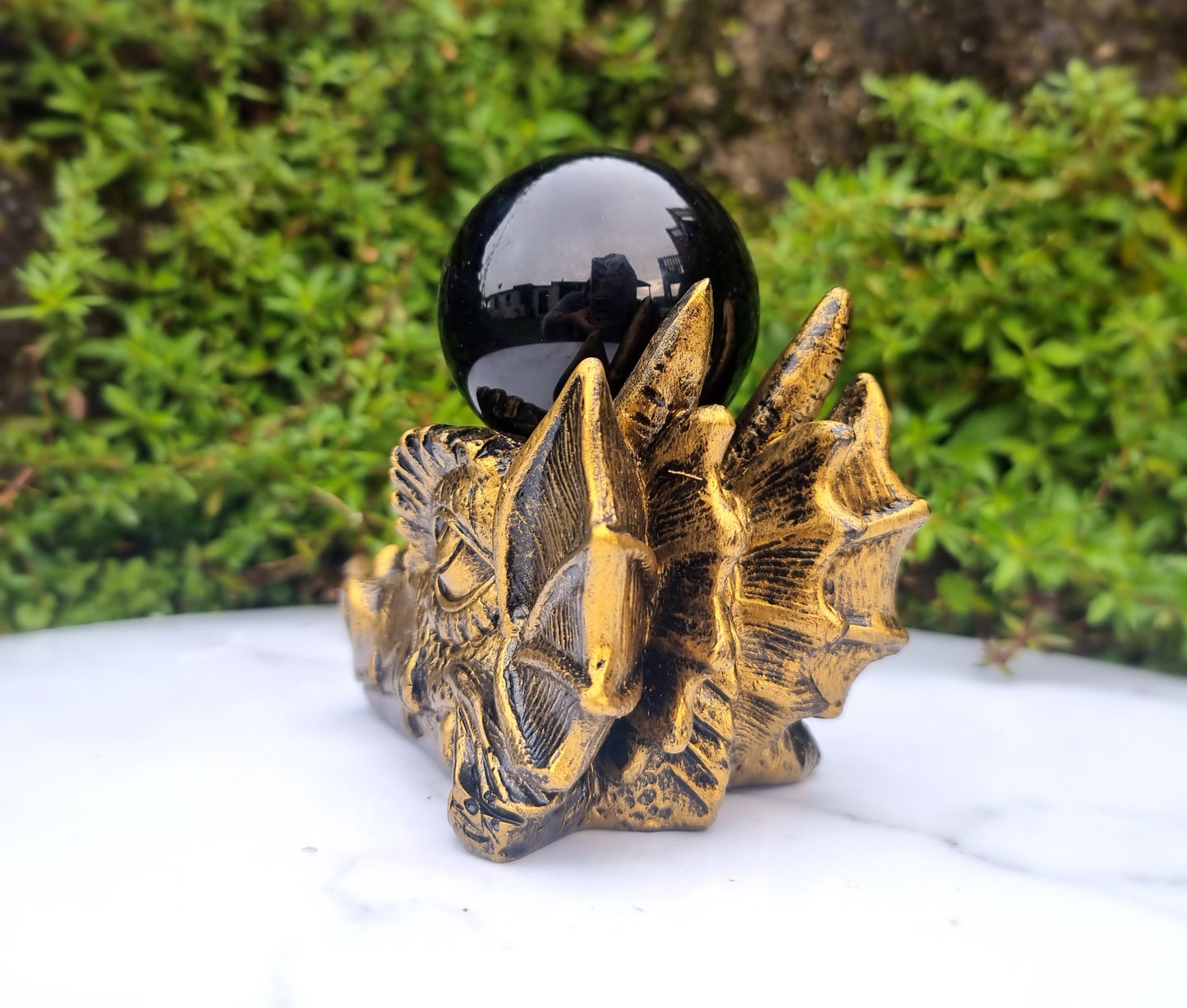 Dragon Head Sphere Stand