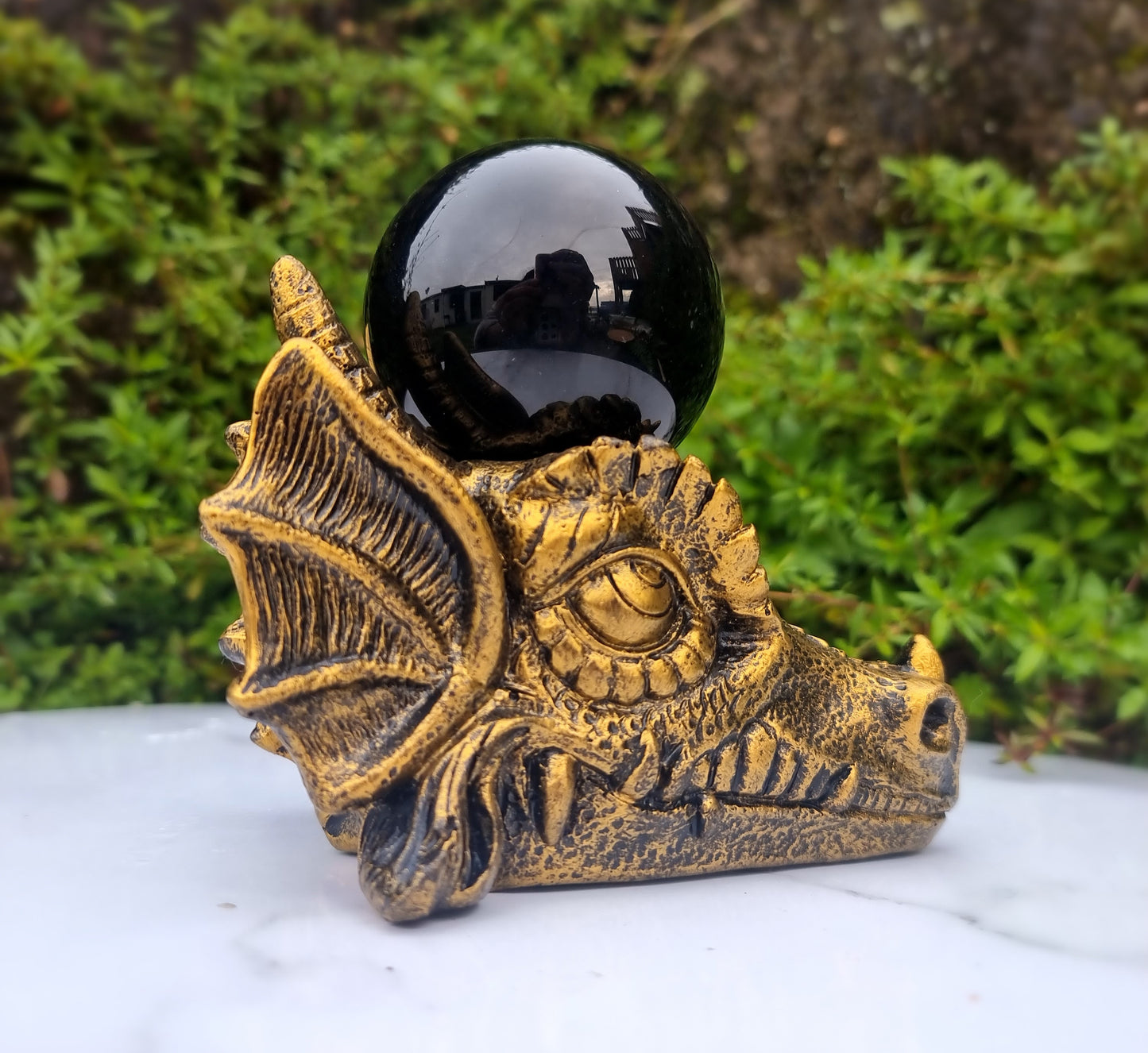 Dragon Head Sphere Stand