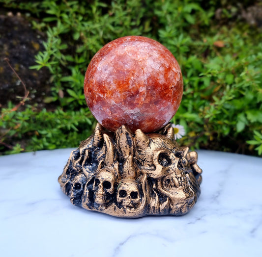 Skull Flame Sphere Stand