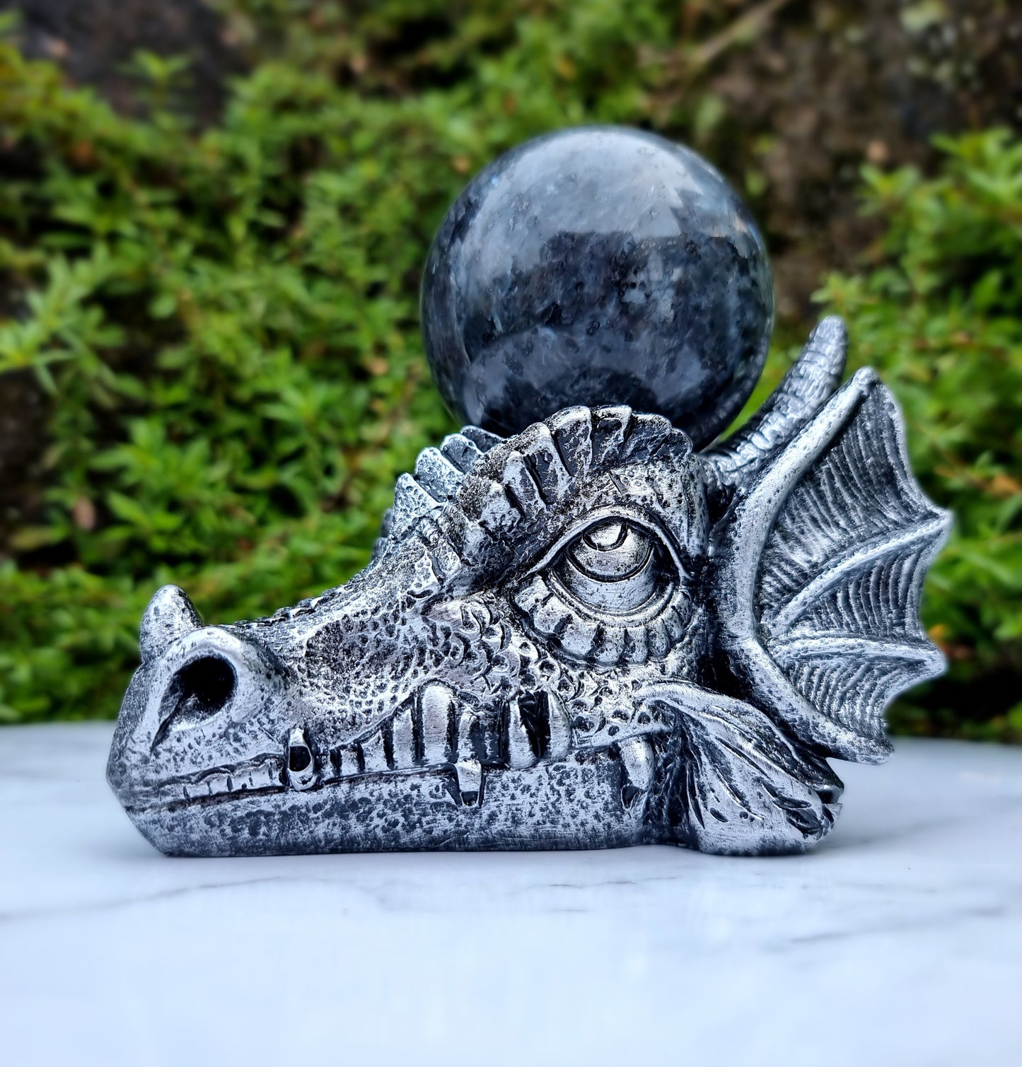 Dragon Head Sphere Stand